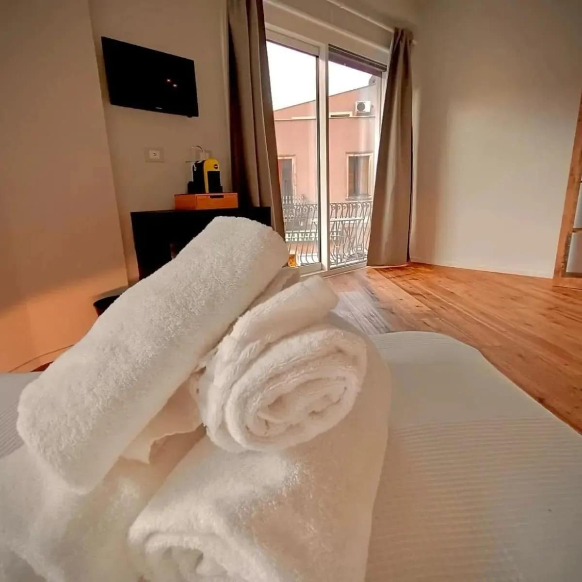 Taormina Boutique Rooms מראה חיצוני תמונה