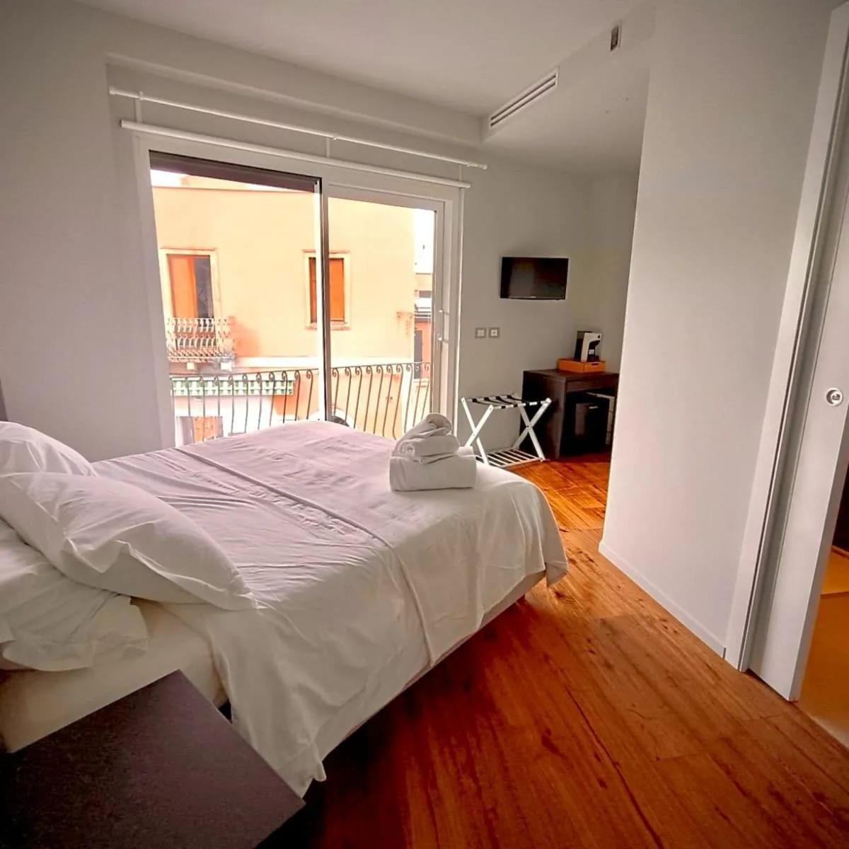 Taormina Boutique Rooms מראה חיצוני תמונה